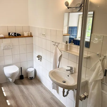 Pensjonat Claudius-zimmer Emkendorf 3*