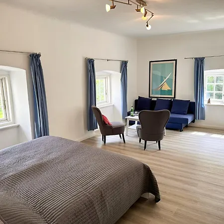 Claudius-zimmer Emkendorf Pensjonat 3*